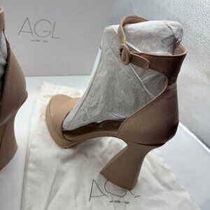 AGL Janis Ankle Strap Platform Sandal in Ghibli Cream